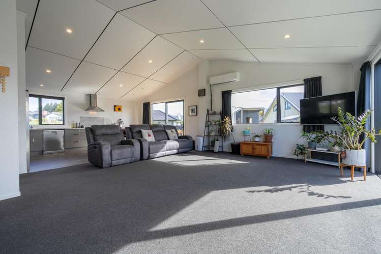 27 Tawera Place Te Anau_5