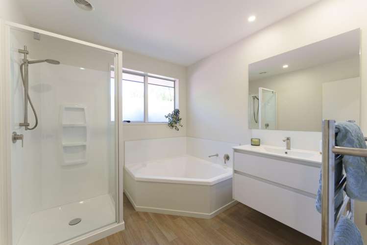 538 Halkett Road West Melton_14