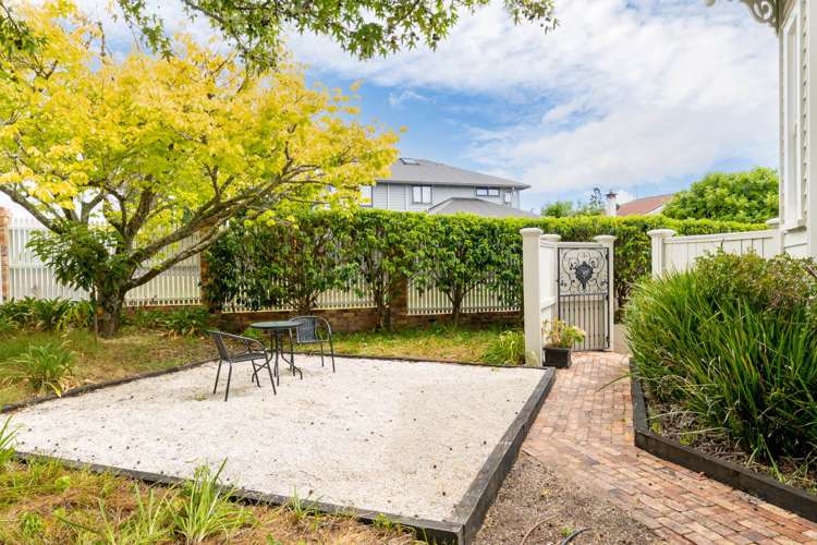 210 Carrington Road Mount Albert_24