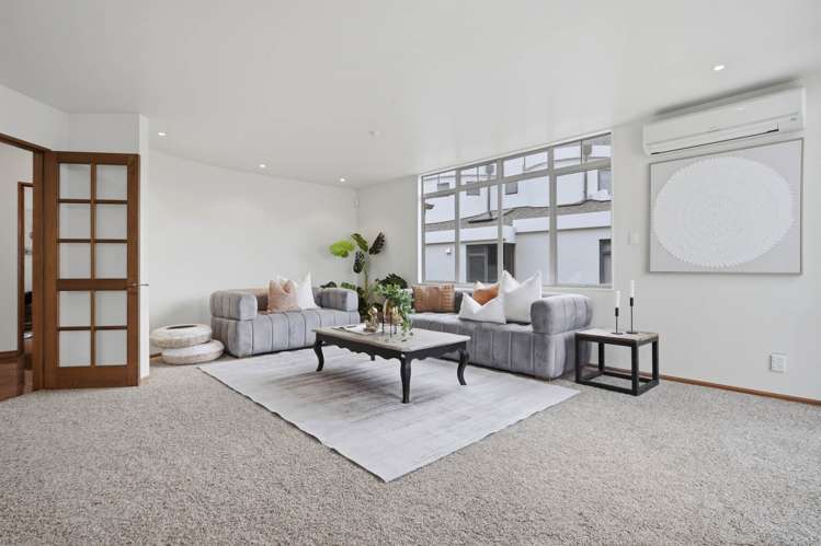 6 Rosella Place Murrays Bay_7