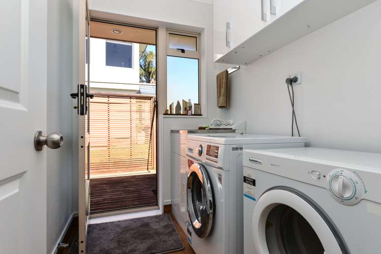 21 Highgrove Drive Grandview Heights_12