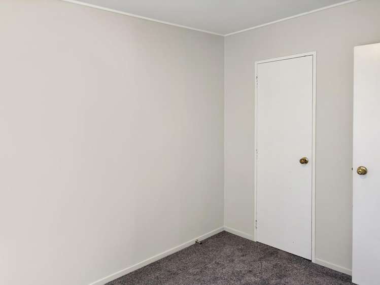 913F Nelson Street North 10490_6