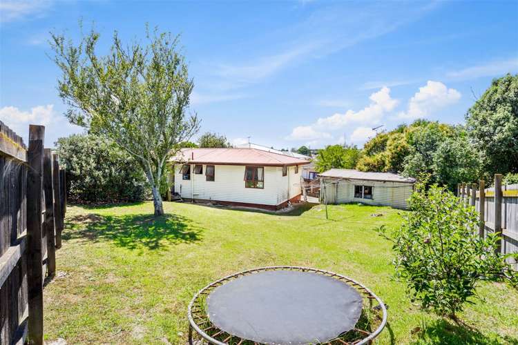 38 Meilland Place Glen Eden_12