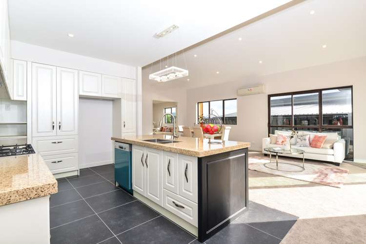 20 Knoll Rise Pukekohe_11