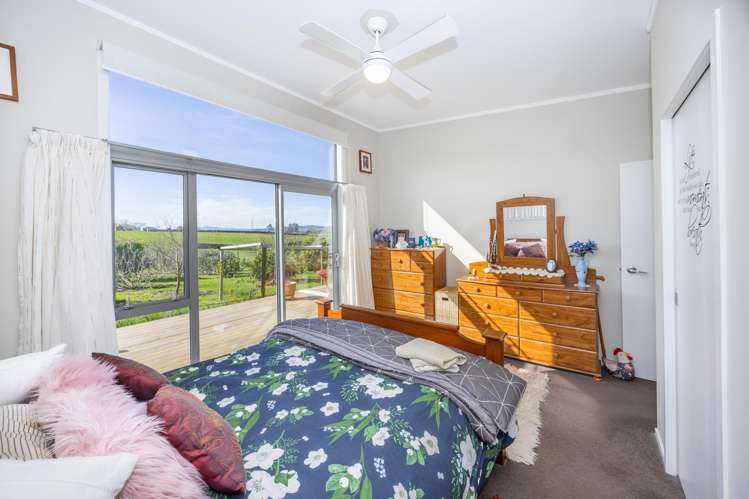 1672 Tahuna Road Te Hoe_14