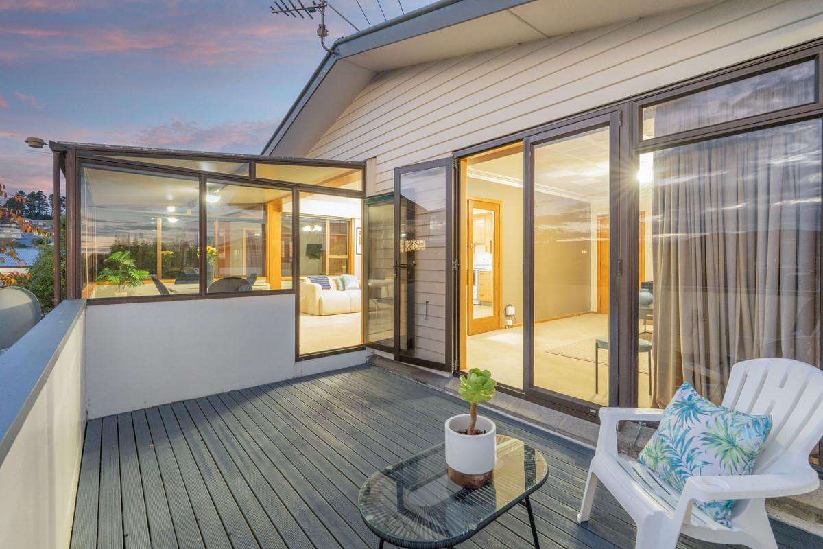 239 Highcliff Road_3