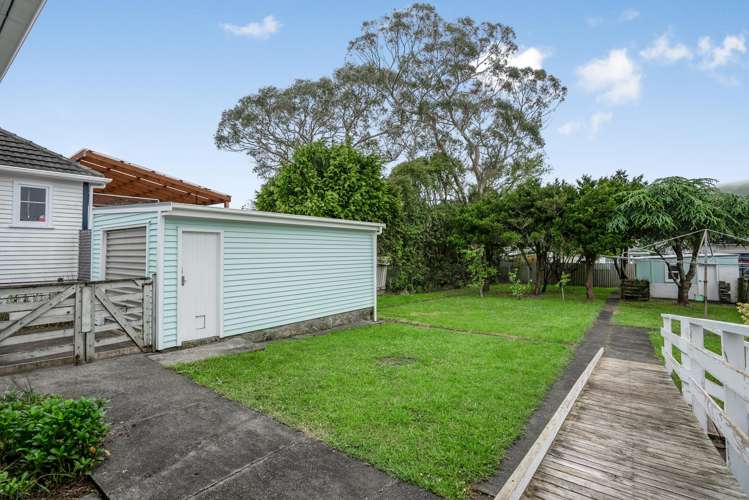 162 Wellington Road Wainuiomata_21