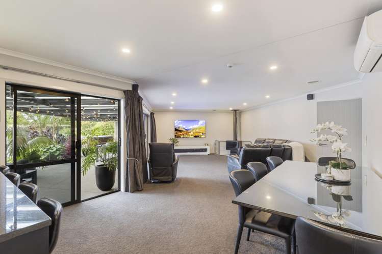 1216 Egmont Road Egmont Village_15