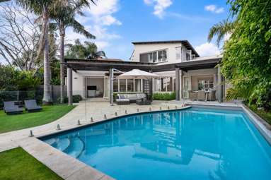 2/2 Clifton Road_1
