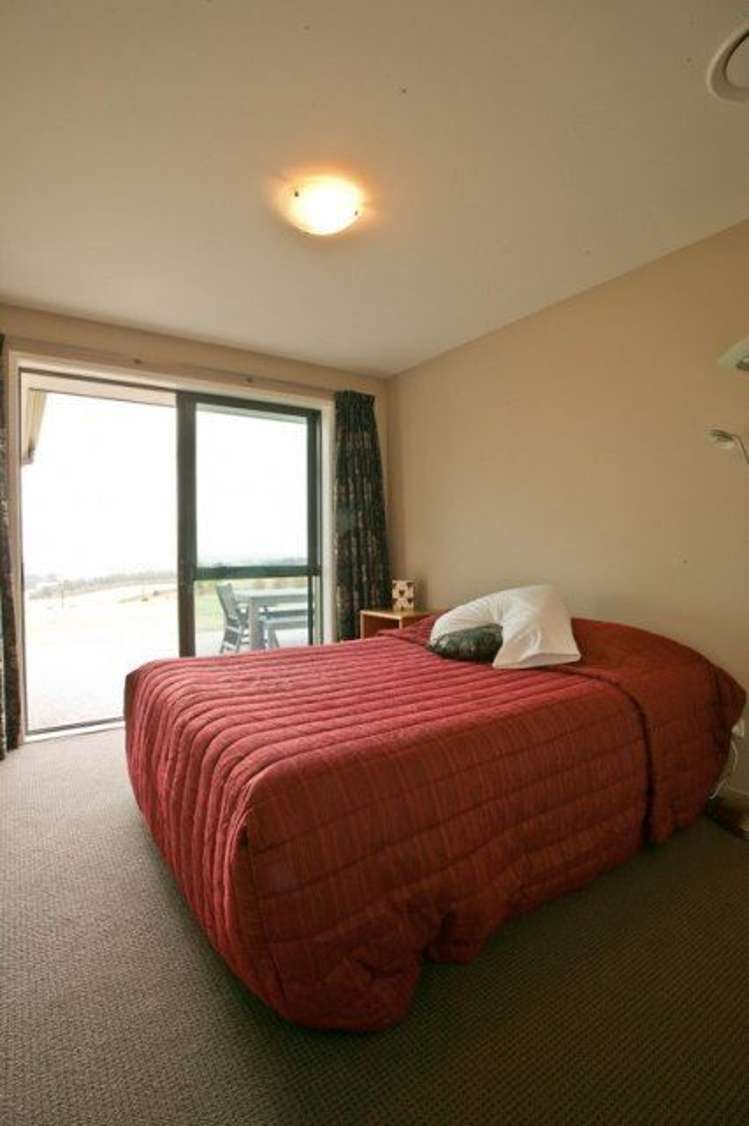 141a Poynter Road Winton Surrounds_11