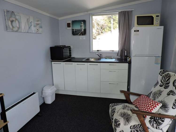 A17/473 Thames Coast Road, Te Puru Holiday Park_4