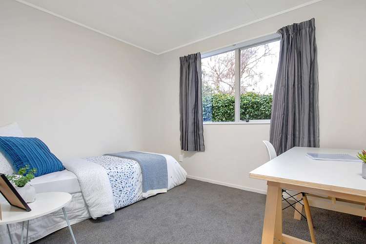 82 Gilberthorpes Road Hei Hei_8