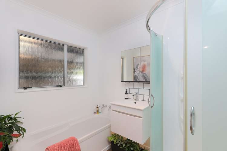 6 Windlesham Place Wakefield_14