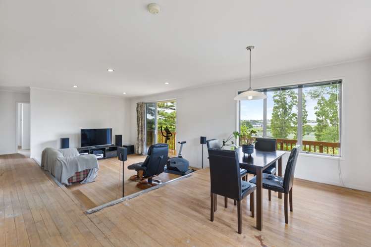 6 Hutchinsons Road Bucklands Beach_5