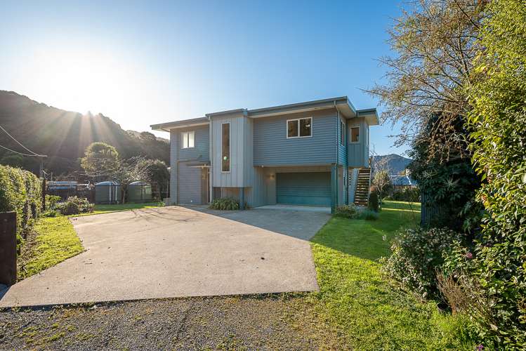 6 Phillips Road Anakiwa and Surrounds_20