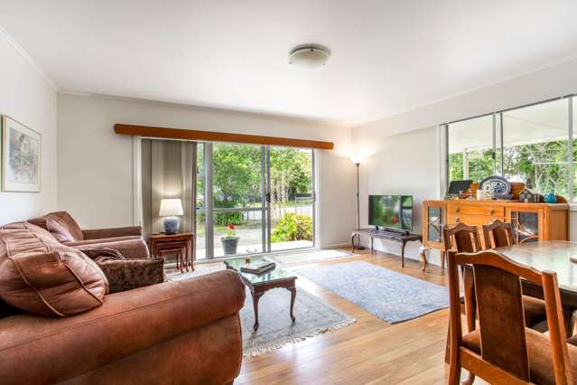 2/73 Vodanovich Road Te Atatu South_2