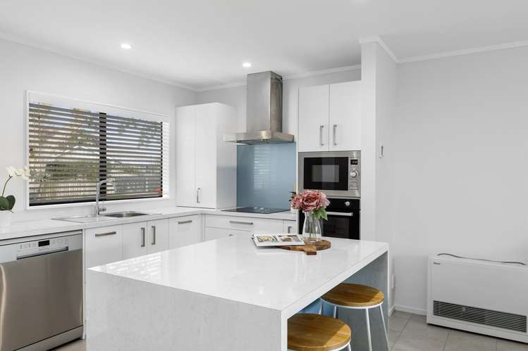 2/26 Mason Street Moera_6