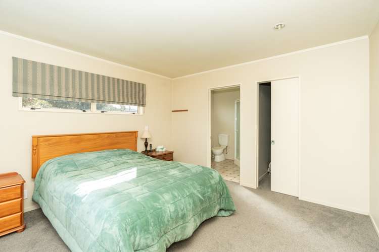 9 Bouverie Crescent Flagstaff_16