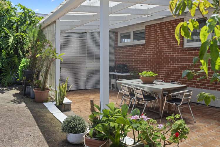 8 Hamlet Place Pukekohe_18