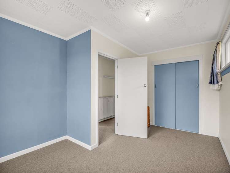 23 Royal Terrace Owaka_12