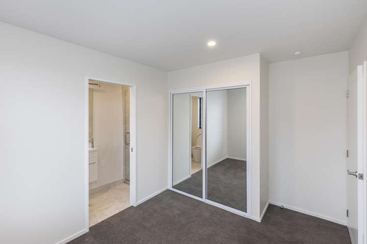 1-3/54 Division Street Riccarton_15