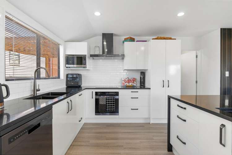 225 Finlayson Avenue Clendon Park_2