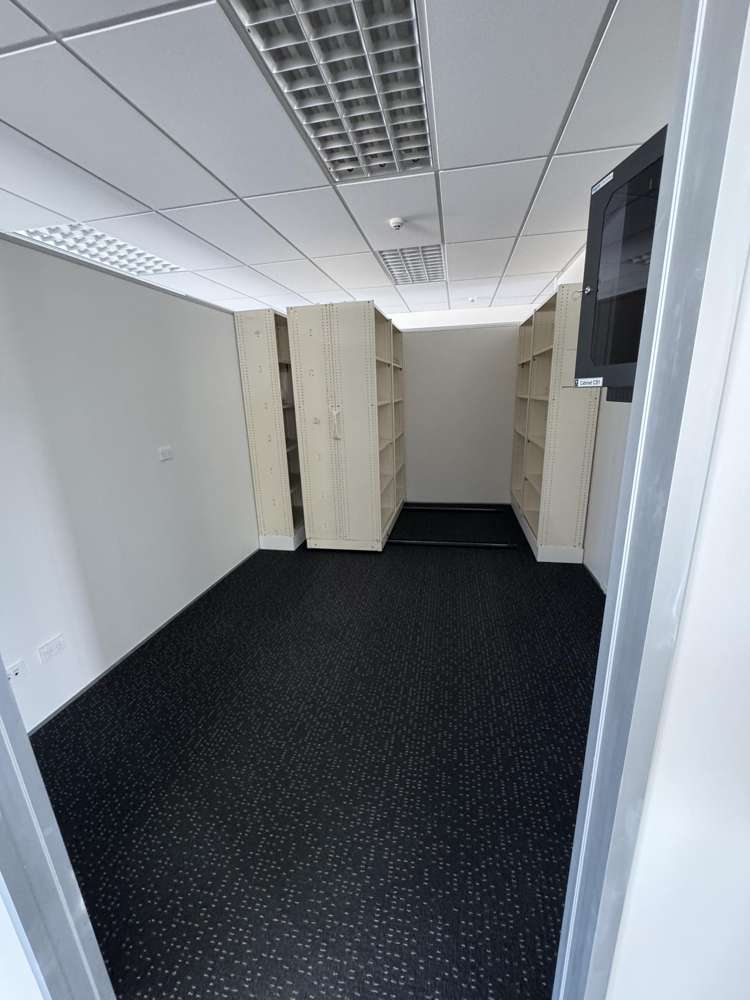 205 Hastings Street South (First Floor) Hastings_7