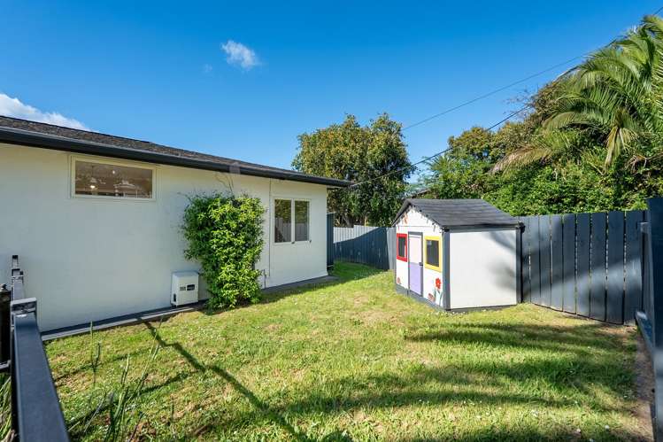 1/19 Hebron Road Waiake Beach_17