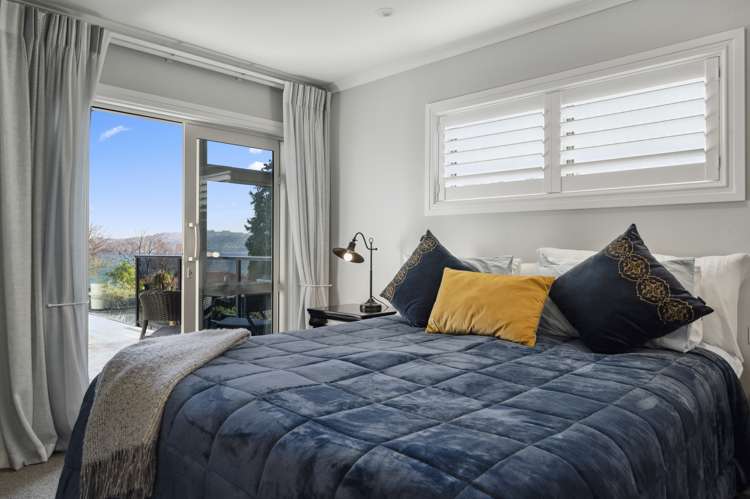 10 Crowther Terrace Waipahihi_9