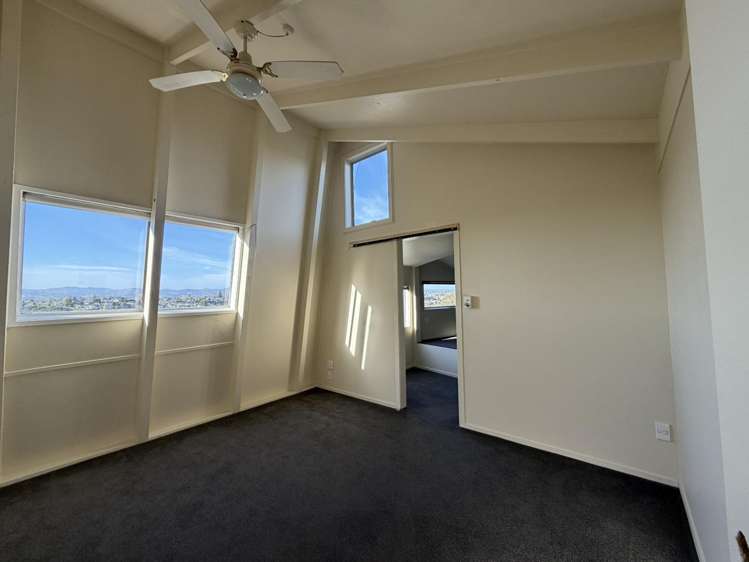 5 Ely Place 11217_9
