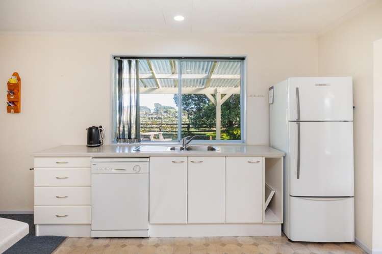 112 Avenue Road Foxton_16