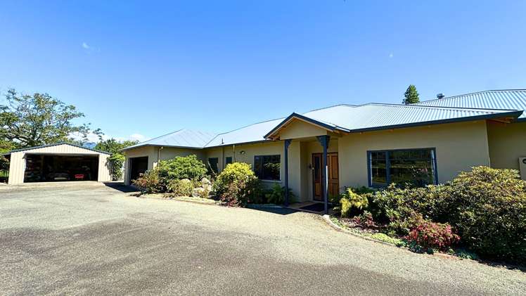 92 Packard Road Motupipi_25