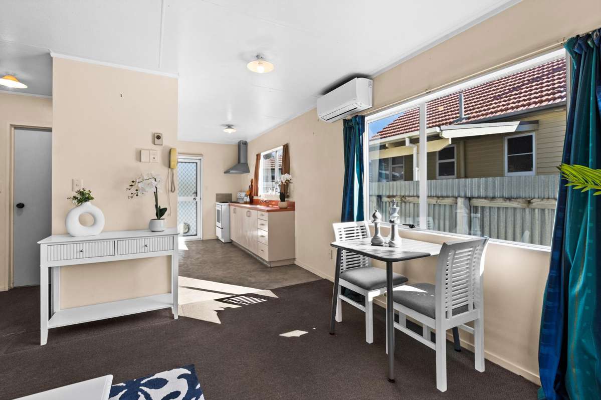 1/80 Latham Street_1