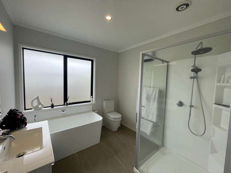 41 Karo Road Beachlands_3