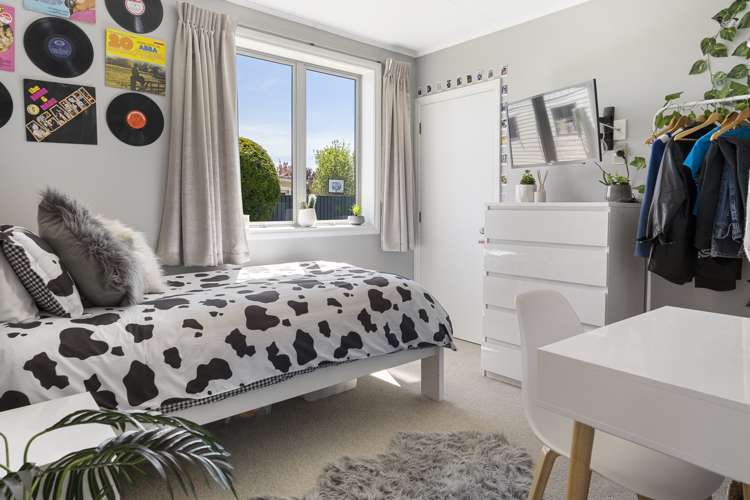 6 Collins Road Richmond_13