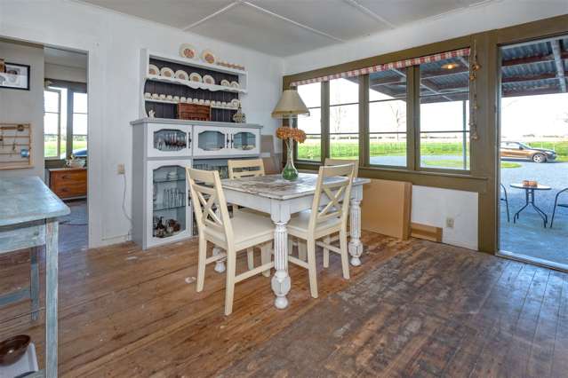 446 State Highway 25 Waitakaruru_1