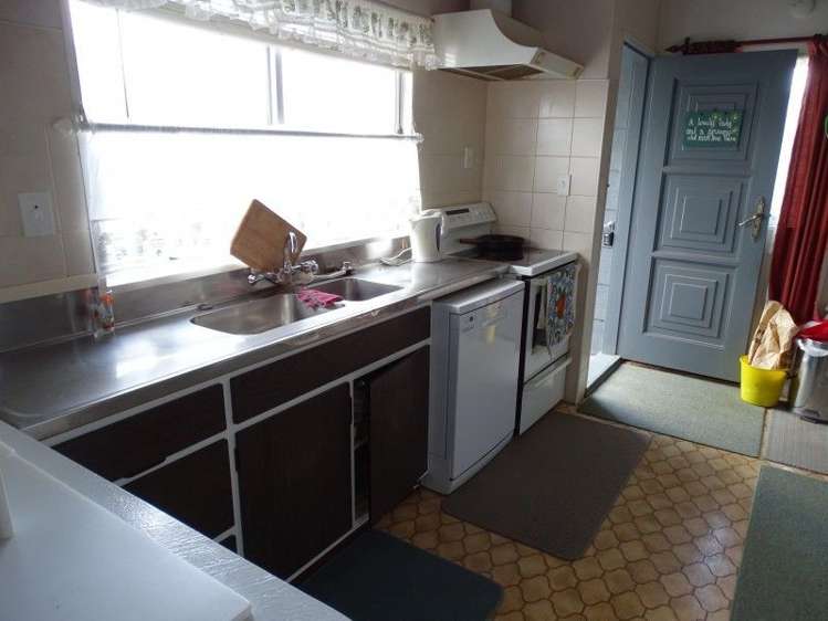 5 Neil Street Paeroa_6