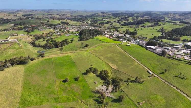 122 Hurndall Street Maungaturoto_14