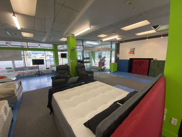 42 Main Road Waikanae_1