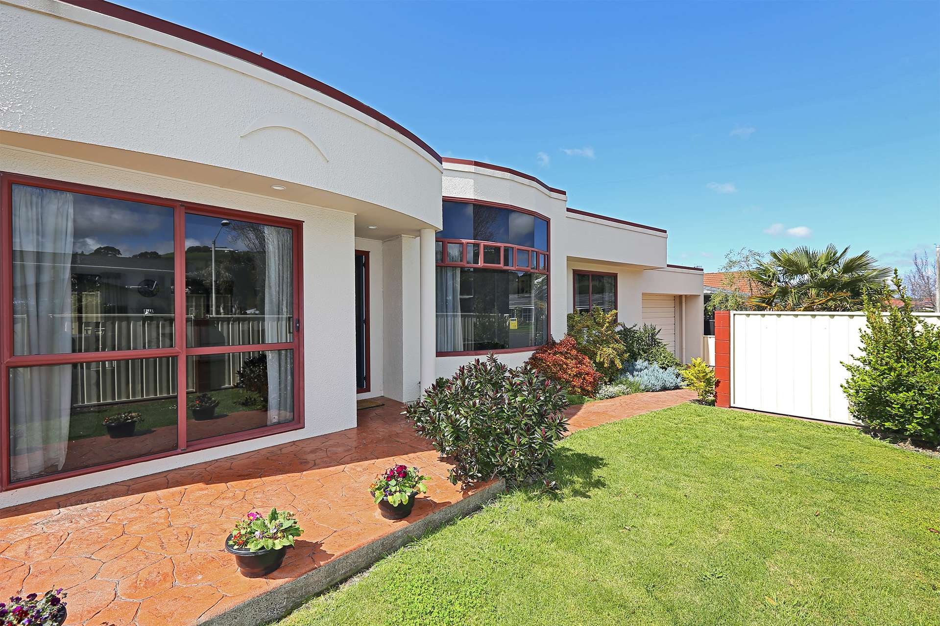 2/14 Nicholas Street Taradale_0