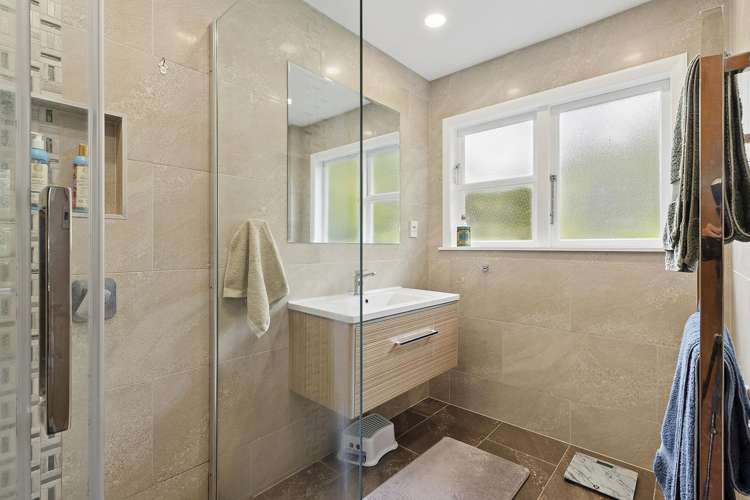 25 Collier Avenue Karori_32