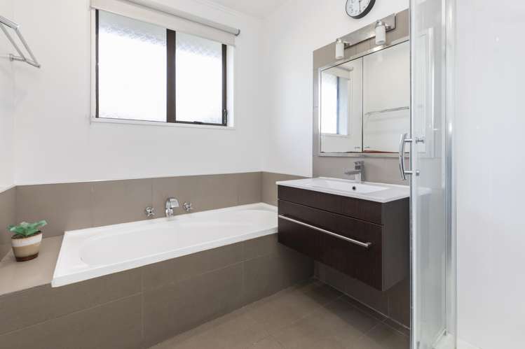 20 Millstream Drive Lincoln_17