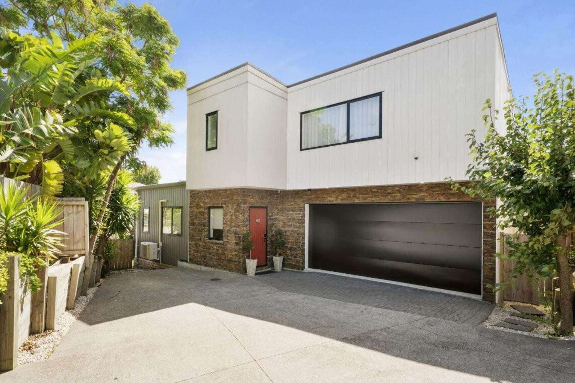 5B Hemsway Place Sunnyhills_0