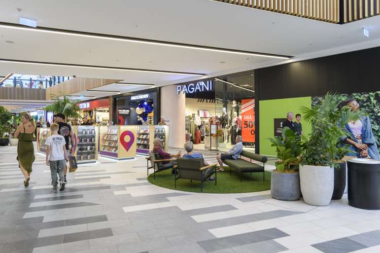 259 Lakes Boulevard Pyes Pa_19