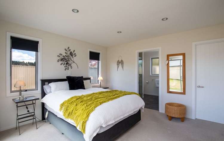 39 Thyme Crescent Alexandra_15