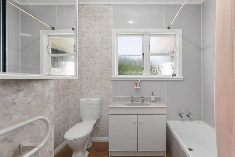 62 Tannadyce Street Strathmore Park_12