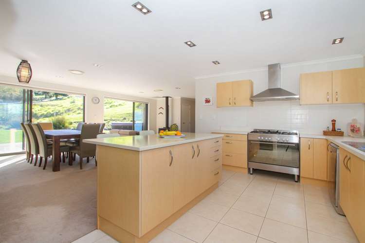 29 Whangaparaoa Road Red Beach_10