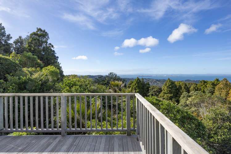 213 Scenic Drive Titirangi_11