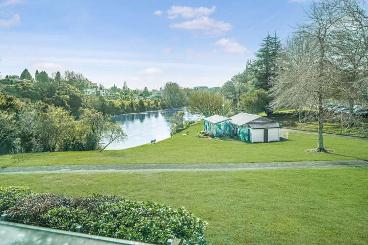 2b Jellicoe Drive Hamilton East_21