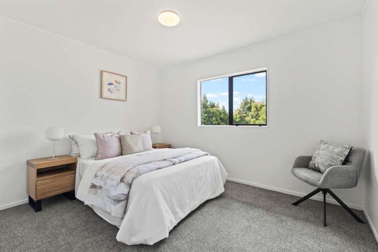 24 Aspiring Avenue Clover Park_9